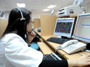 VN-Index và HNX-Index diễn biến trái chiều