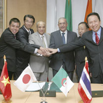 Signature d’un accord de réalisation d’installations de traitement de pétrole du gisement de Bir Sebaâ