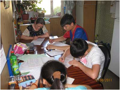 Một trường phổ thông trong căn hộ nhỏ