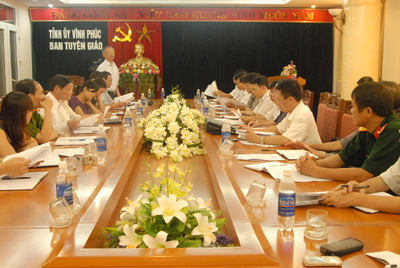 Kiểm tra tình hình thực hiện Chỉ thị 24 và Chỉ thị 54 của Ban Bí thư Trung ương Đảng tại Vĩnh Phúc