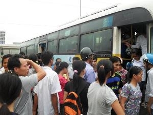 Hà Nội Tăng gần 200 lượt xe khách trong dịp 2 9