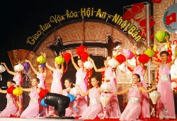 Concours de photos sur les échanges culturels Vietnam - Japon