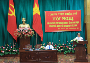 Thừa Thiên - Huế Triển khai thực hiện Chỉ thị 03 của Bộ Chính trị về tiếp tục đẩy mạnh Cuộc vận động