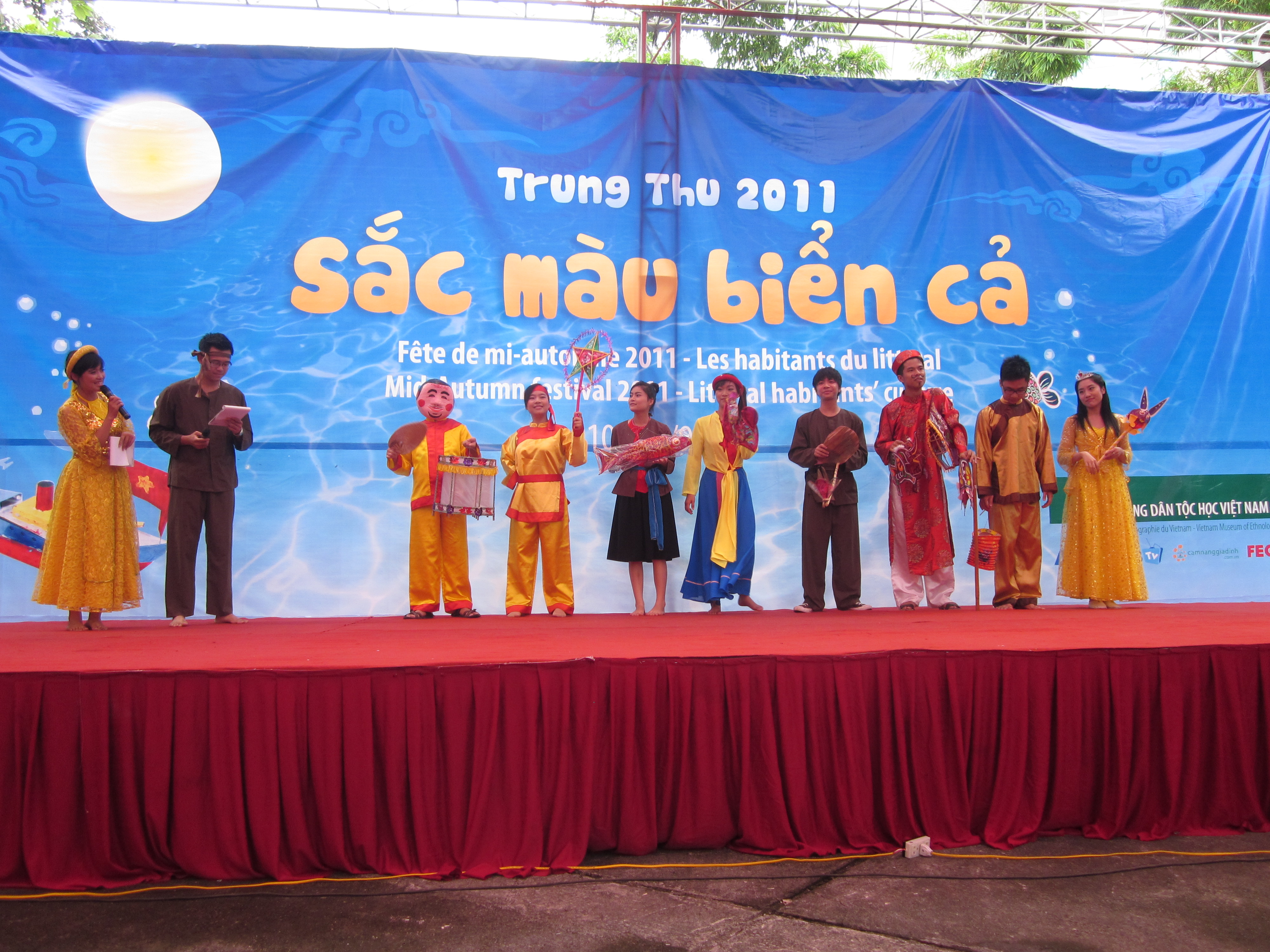 Mid-Autumn Festival entitled “The colours of the seas” opens at Vietnam Ethnology museum