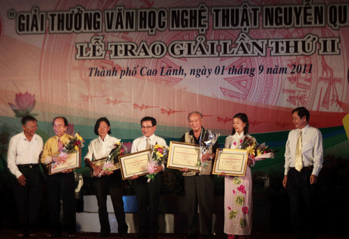 Đồng Tháp Trao giải thưởng Văn học nghệ thuật Nguyễn Quang Diêu lần thứ II