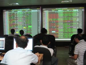 Dòng tiền giữ sức mạnh, chứng khoán tiếp tục tăng