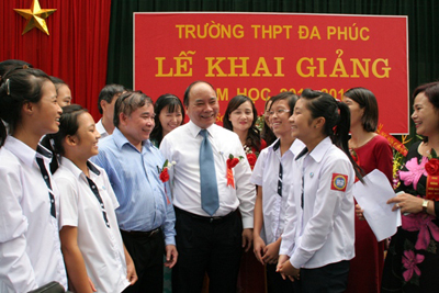 Các đồng chí lãnh đạo Đảng, Nhà nước dự lễ khai giảng năm học mới