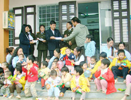 进一步加强艾滋病预防工作