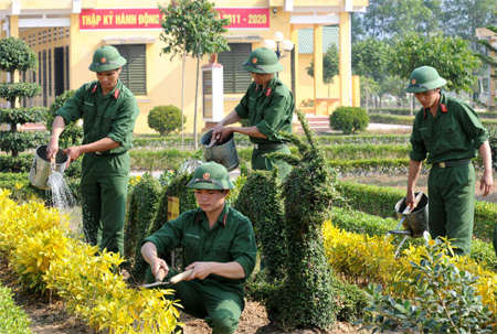 Học tập và làm theo tấm gương đạo đức Hồ Chí Minh ở Quân khu 1