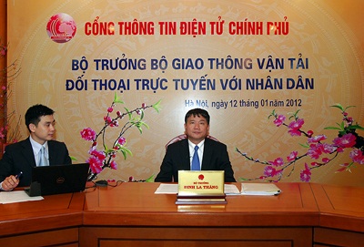 Bộ trưởng Giao thông vận tải đối thoại trực tuyến với nhân dân
