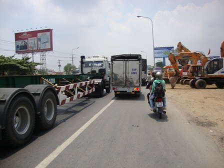 Nhiều tai nạn giao thông nghiêm trọng xảy ra trên quốc lộ 1A trong ngày 12 1