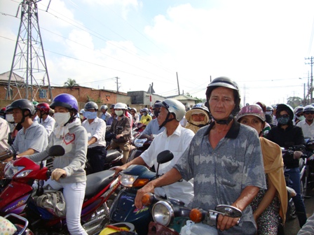 Thành phố Hồ Chí Minh Quyết tâm chống ùn tắc và tai nạn giao thông trong năm 2012