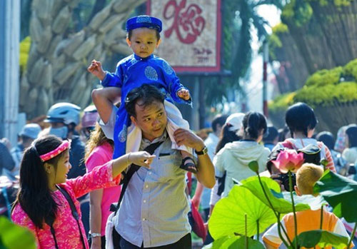 Phát động cuộc thi ảnh chủ đề “Tết Việt – 2012”
