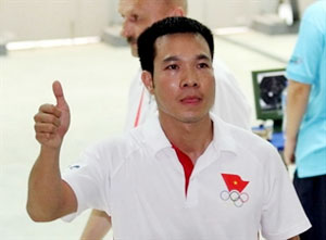 Hoang Xuan Vinh shooter qualifies for 2012 London Olympics