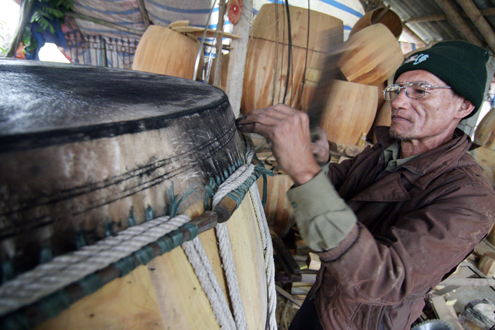 Doi Tam Drum-making Village ready for spring festivals