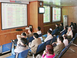 Phiên giao dịch đầu năm mới, VN-Index đóng cửa để mất 1,55 điểm