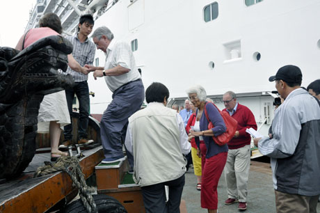 Quang Ninh promises to have a prosperous cruise tourism crop