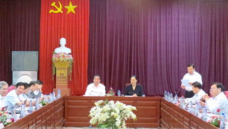 Đồng chí Lê Hồng Anh Quan tâm đầu tư hơn nữa để Điện Biên phát triển nhanh và bền vững