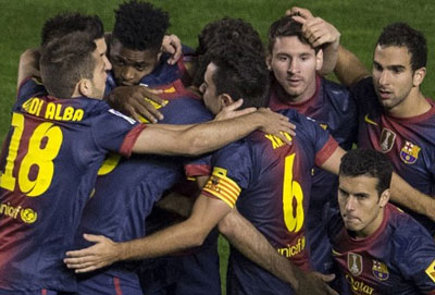 西甲综合：巴萨大胜闪电