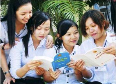Chiều nay, tọa đàm trực tuyến Để sinh viên nghèo có tiền theo học