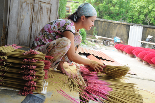 Hương xạ Cao Thôn - nức tiếng xa gần