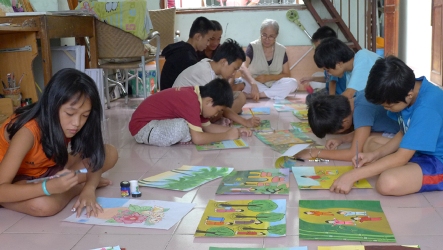 Exposition en France de peintures d’enfants des rues de HCMV