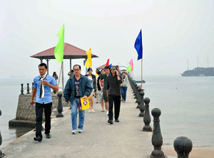 Ha Long Bay to restrict port activities