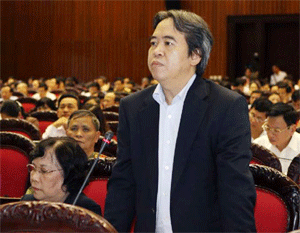 Governor admits responsibility for gold market instability