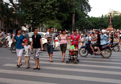 Lập lại trật tự kỷ cương an toàn giao thông ở Hà Nội