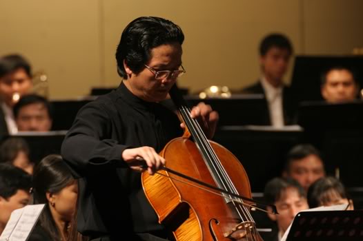 Nghệ sỹ cello hàng đầu Việt Nam biểu diễn hòa nhạc cổ điển