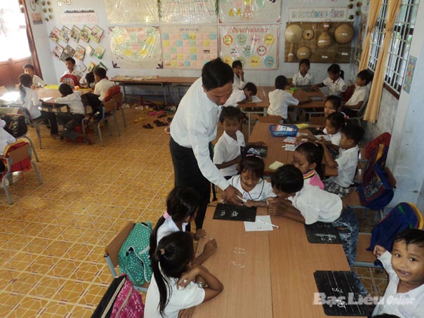 Học tiếng Khmer để bảo tồn bản sắc văn hóa dân tộc