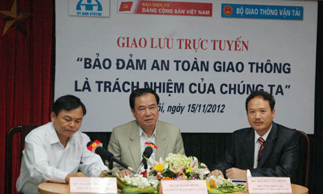 Giao lưu trực tuyến Bảo đảm an toàn giao thông là trách nhiệm của chúng ta