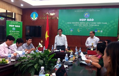 Fifty six agricultural products to be awarded Vietnam Golden Wheat