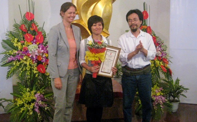 Trao giải vận động sáng tác cho thiếu nhi 2011-2012