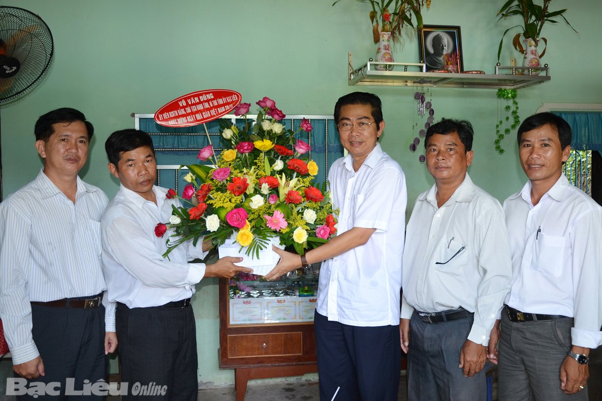 Nhiều hoạt động mừng Ngày Nhà giáo Việt Nam 20 11