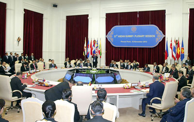 ASEAN Summit opens in Cambodia
