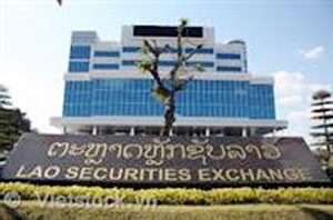 Vietnamese investors rank third on Lao stock market