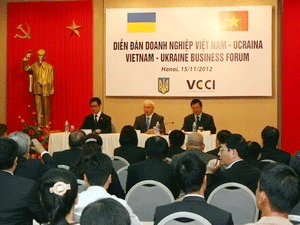 Vietnam, Ukraine traders close distance gap