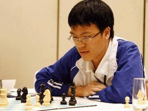 Chess grandmaster climbs up world standings