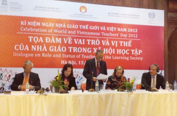 Thầy giáo là linh hồn của giáo dục