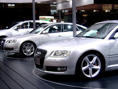 Automobile imports fall sharply in ten months