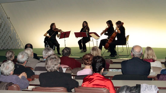Concert pour les victimes vietnamiennes de l agent orange en France