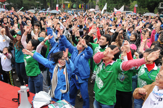 Cuộc chạy Vì trẻ em 2012 Ấm áp tình người