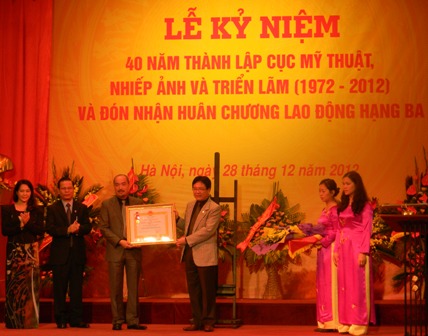 Cục Mỹ thuật, Nhiếp ảnh và Triển lãm đón nhận Huân chương Lao động hạng Ba