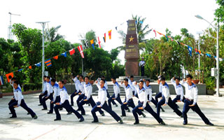 Trường Sa thân yêu trong lòng người Việt