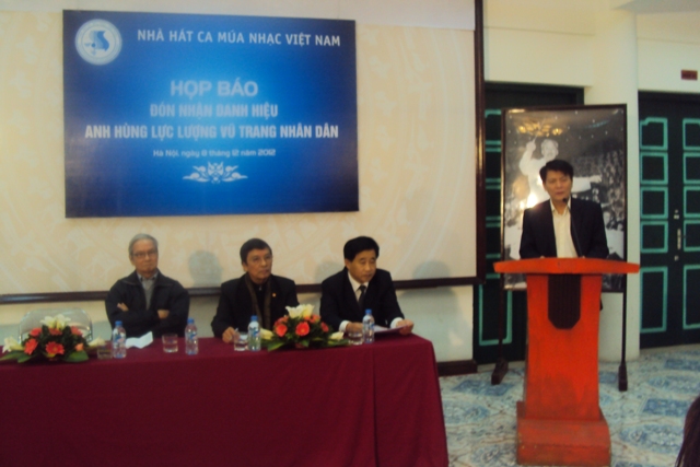 Con chim đầu đàn trong nền nghệ thuật biểu diễn ca múa nhạc Việt Nam