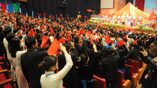 Youth Union s 10th Congress raises its colours