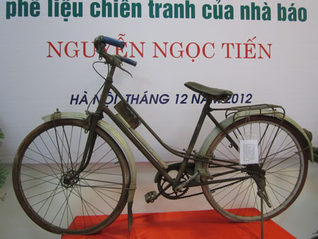 Stories of Hanoi in 1972 War Waste