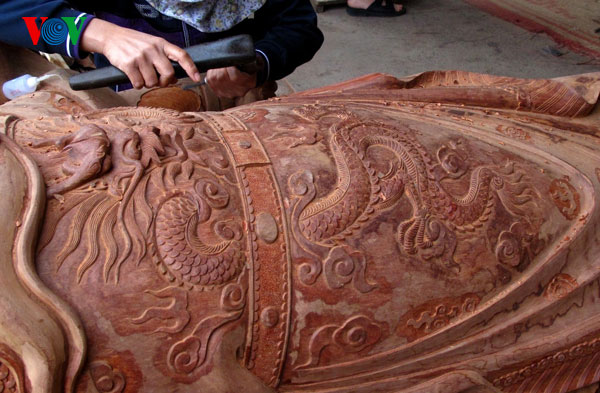Thiet Ung wood-engraving village