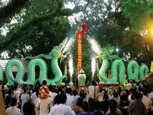 升龙-河内两条陶瓷巨龙剪彩仪式在河内举行